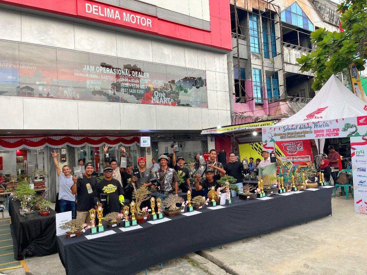 Bonsai Artistik Ramaikan Mini Contest di Honda Delima Motor Sutoyo 1 IMG 20250917 173950