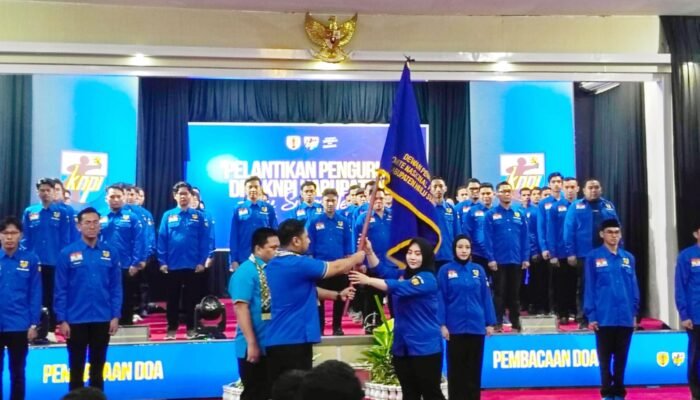 Pertama di Kalsel, Pelantikan DPD KNPI HST Gunakan MC AI dan Video Mapping