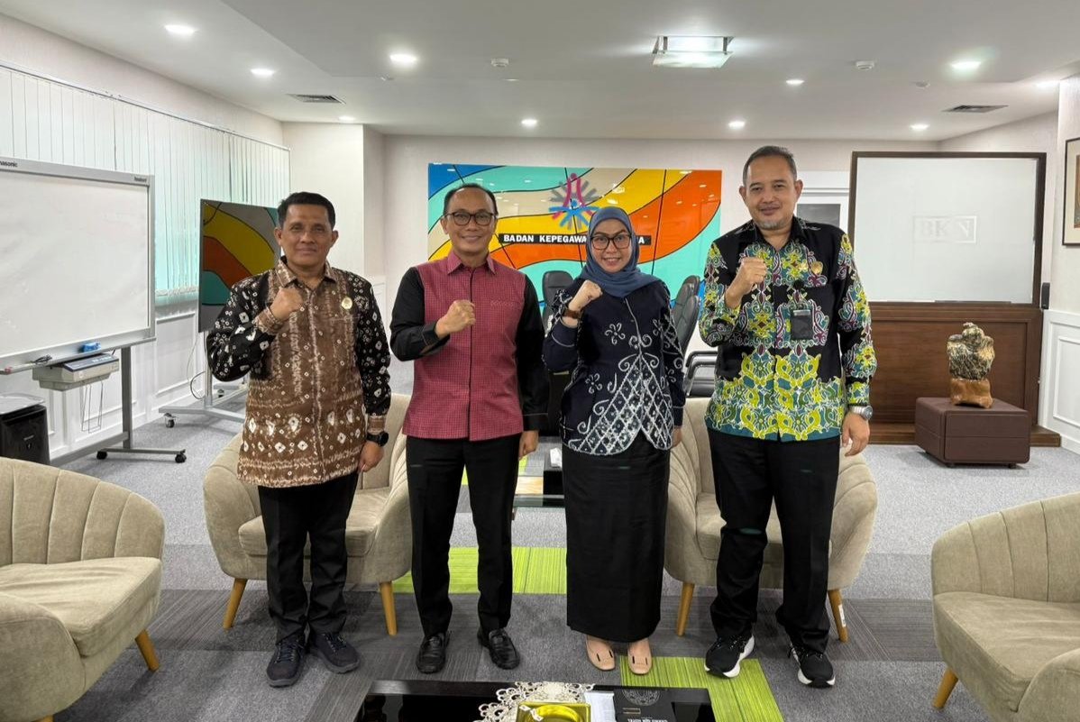 Wali Kota Lisa Halaby Langsung Temui Kepala BKN, Perjuangkan Honorer BOS dan BLUD 1 IMG 20250919 201446