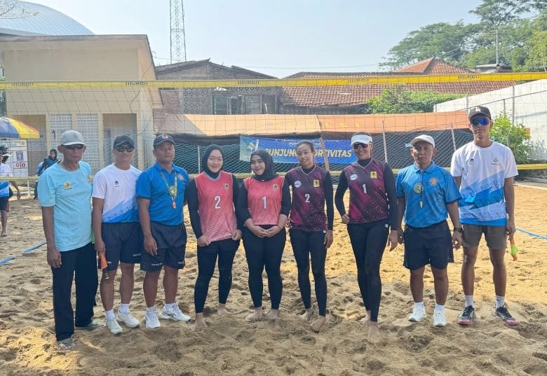 Voli Pasir Kalsel 1 Lolos ke-8 Besar Usai Bungkam Bali 2-0 di POMNas XIX Jateng 1 IMG 20250922 105748