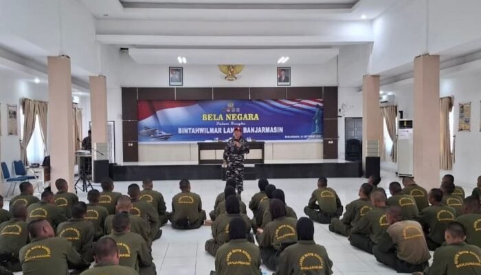 TNI AL Melaksanakan Sosialisasi Bela Negara kepada Taruna/Taruni Akademi Maritim Nusantara Banjarmasin 3 IMG 20250924 193301
