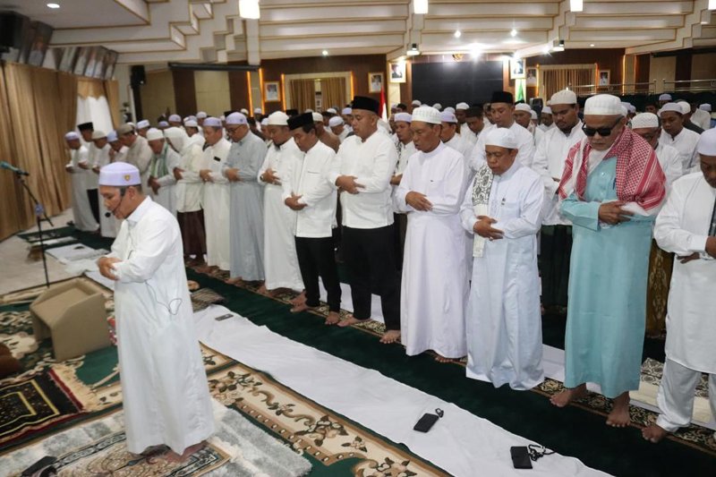 Hal 12 HSS 1 3 klm 11