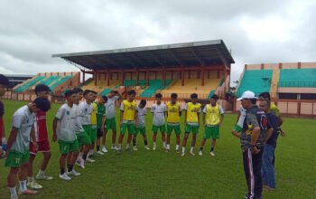 Wabup Beri Motivasi Tim Sepak Bola Porprov XII 9 Hal 12 HSS 3 klm 19