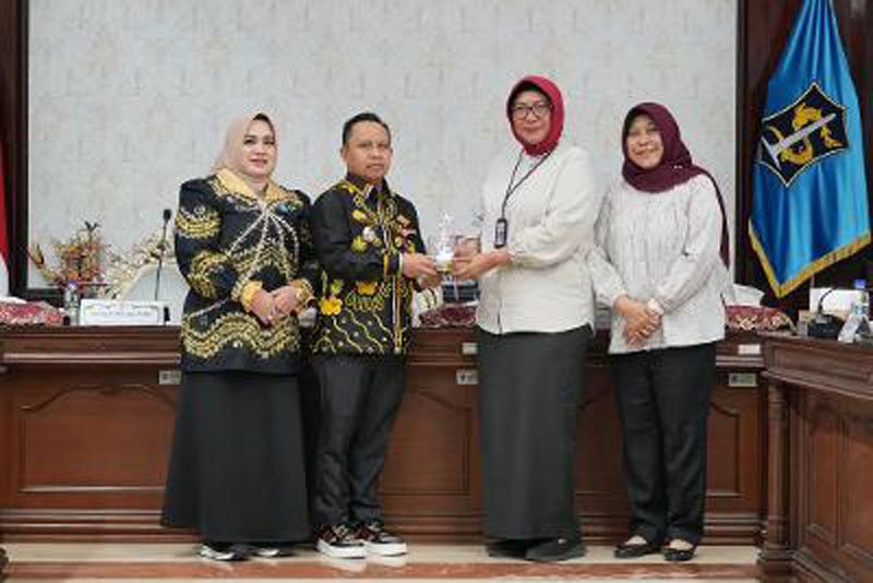 Hal 12 Tapin 35 klm 12