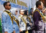 H Yamani dan Hj Faridah Yamani DiKukuhkan Ayah dan Bunda FAD Tapin