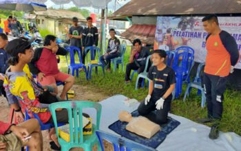 Basarnas Latih Relawan Soal Keselamatan-Pertolongan di Perairan 4 Hal 4 4 KLm Martapura Latih relawan