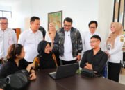 Menteri Riefky Harsya Dorong Ekonomi Kreatif Banjarmasin Lewat Program NOTIF! 15 Menteri Riefky Harsya Dorong Ekonomi Kreatif Banjarmasin Lewat Program NOTIF!