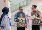 Disdukcapil Banjarbaru Diverifikasi Tim Penilai Nasional Zona Integritas 9 Disdukcapil Banjarbaru Diverifikasi Tim Penilai Nasional Zona Integritas