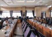 Rapat Pansus DPRD Kalsel Bahas Pedoman Pembiayaan Tahun Jamak