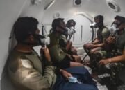 Praka Mar Zaenal Mutaqim Gugur Saat Terjun Payung Jelang HUT TNI 33 Praka Mar Zaenal Mutaqim Gugur Saat Terjun Payung Jelang HUT TNI