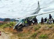 Saat Mendarat, Pesawat Smart Air Tergelincir di Lapangan Terbang Tiom