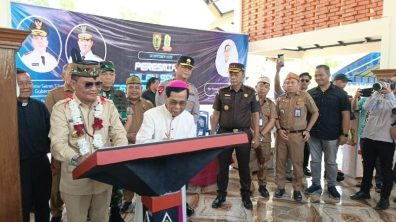 Gubernur Kalteng Resmikan Jalan Salib Catholic Center, Ajak Umat Jaga Falsafah Huma Betang. 1 IMG 20251014 WA0025 e1760432634538