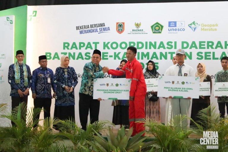 Baznas Dorong Optimalisasi Zakat Rp2,8 Triliun untuk Tekan Kemiskinan di Kalsel 1 IMG 20251016 WA0064