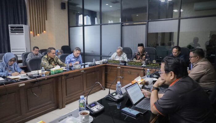 Pansus II DPRD Kalsel Laksanakan Rapat, H Jahrian Sebut Ada Catatan