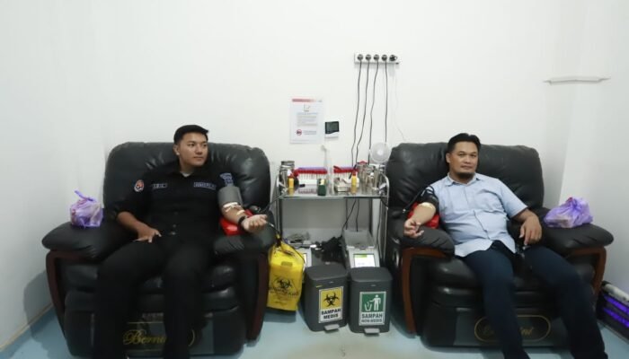 Harjad ke-74, Humas Polri Polresta Banjarmasin dan Awak Media Gelar Donor Darah