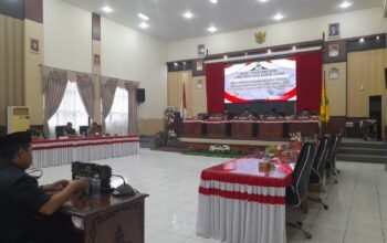 Wabup HSU Sampaikan Jawaban Atas Tanggapan Fraksi Terhadap RAPBD 2026 6 IMG 20251028 WA0012