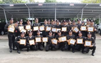 Polres Tanah Laut Raih Penghargaan dari Bupati di Hari Sumpah Pemuda ke-97 7 IMG 20251028 WA0015