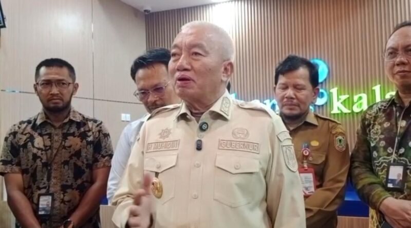 Gubernur Muhidin Bantah Tudingan Dana Mengendap 1 IMG 20251031 WA0017 1 e1761891305358