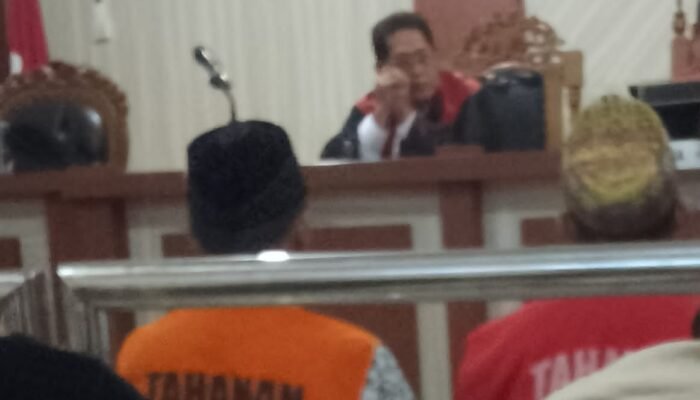 Fathoni Mengaku Ingin Coba Nikmatnya Ganja di Sidang Penyelundupan Ganja Kering Setengah Kilogram