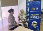 Unit Regident Satlantas Polresta Banjarmasin Sapa Pemohon SIM di Satpas Km 21 Lewat Dialog Santai dan Edukatif 36 Unit Regident Satlantas Polresta Banjarmasin Sapa Pemohon SIM di Satpas Km 21 Lewat Dialog Santai dan Edukatif