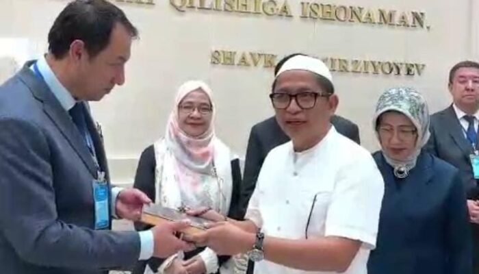 Duplikat Kitab Sabilal Muhtadin Diserahkan Ke Perpustakaan Imam Bukhari dan Imam Maturidi di Uzbekistan 3 IMG 20251031 233654