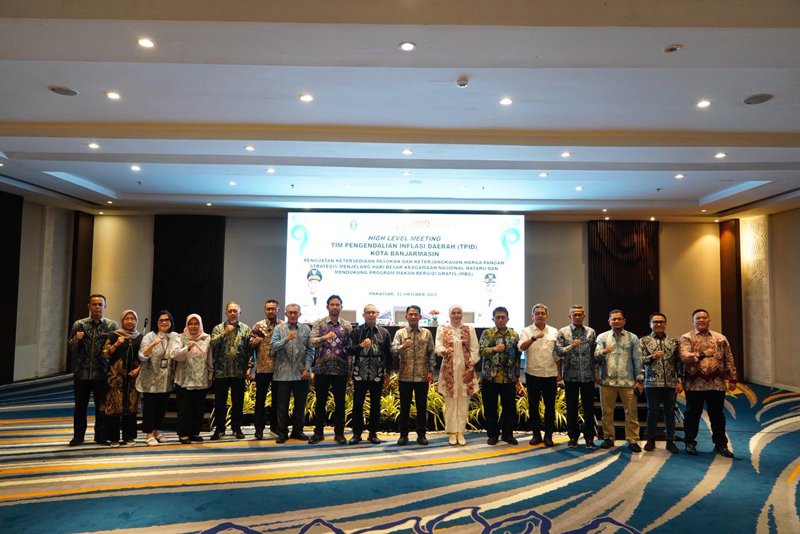 Pemko Banjarmasin Jalin Kerja Sama Pemkab Sidrap dan Enrekang, Perkuat Ketahanan Pangan dan Stabilitas Harga 1 hal 5 Kontrak1 2