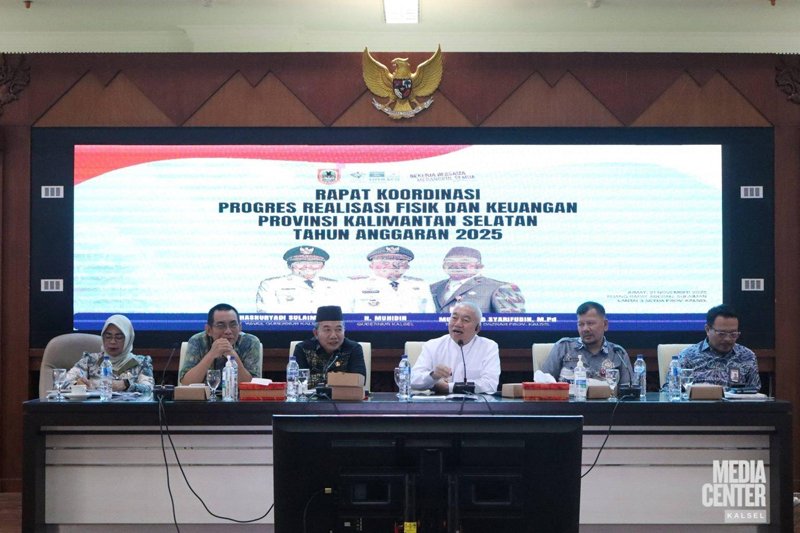 1 35 klm Kontrak Pemprov 21 Pemprov Kalsel gelar Rakor percepatan realisasi APBD 2025