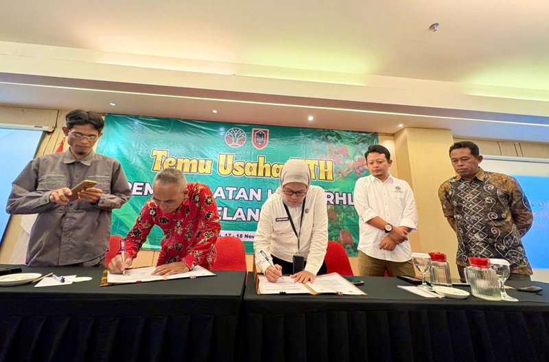 1 4 klm Kontrak Pemprov 19 Dishut Kalsel gelar kelompok usaha tani hutan