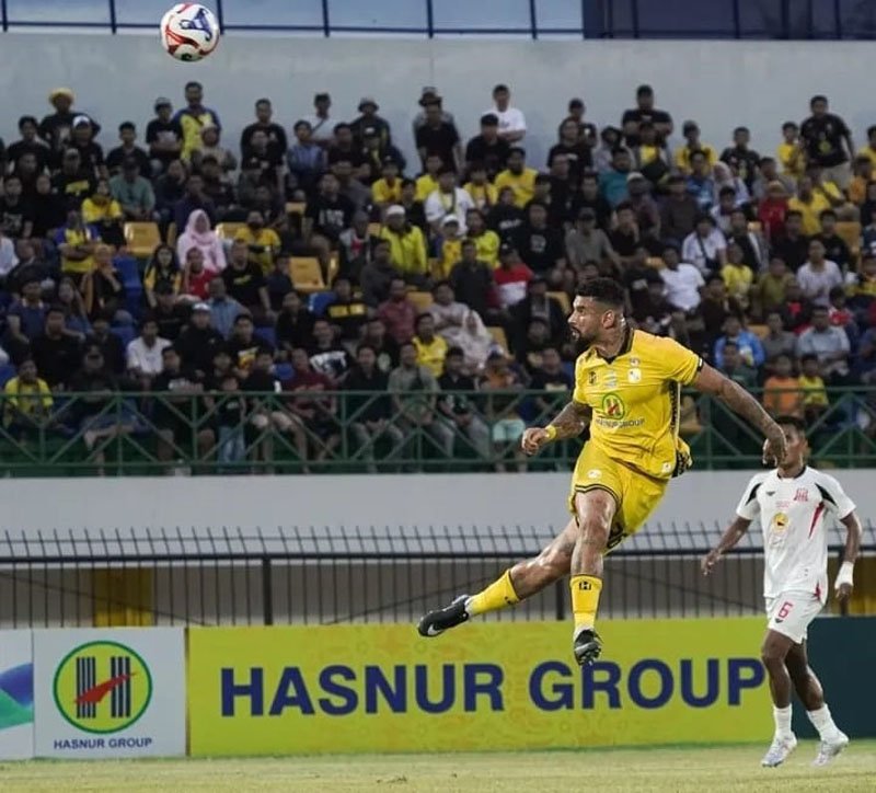 Renan Alves, Center Beck Tersubur Cetak Gol di Barito Putera 1 8 HL Renan Alves