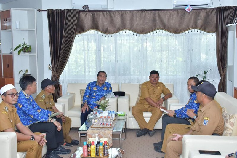 Hal 12 HSS 1 3 klm 11