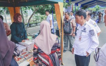 Hal 12 HSS 1 3 klm 17