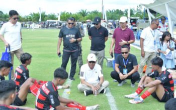 Wabup HSS Beri Dukungan Tim Sepak Bola Porprov XII 4 Hal 12 HSS 3 klm