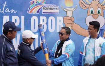 Pemkab Tanbu Gelar Penyambutan Kirab Obor PORPROV XII 5 Hal 12 Tanbu 35 klm 1