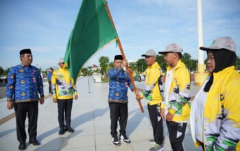 Bupati Lepas Kontingen NPC Tapin ke Peparprov V 4 Hal 12 Tapin 35 klm 6