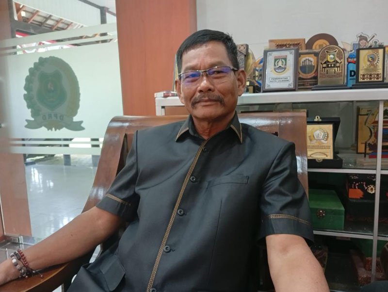 Legislator Kapuas Ingatkan Kontraktor Selesaikan Proyek Tepat Waktu 1 Hal 4 Foto kontrak Kapuas 2