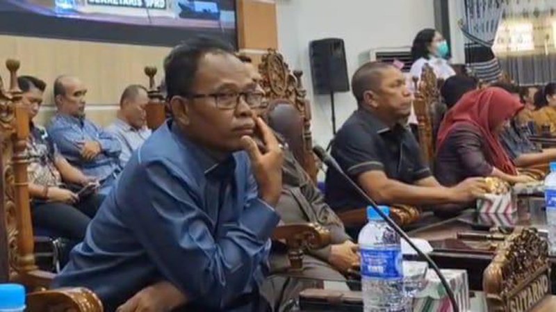 Hal 4 Foto kontrak Kapuas 5