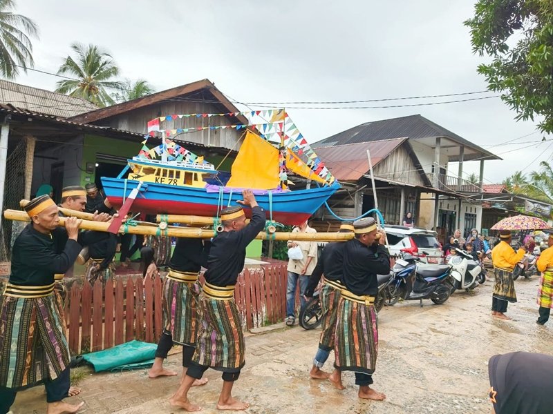 Hal 4 Kotabaru 3 klm 11