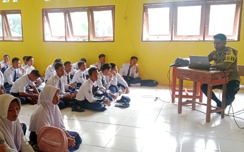 Hal 4 Kotabaru 3 klm 13