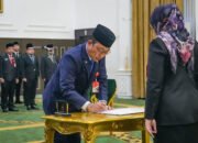 Wali Kota Banjarbaru Lantik Sekda dan Pejabat Pimpinan Pratama, Dorong Kinerja Menuju Banjarbaru Emas