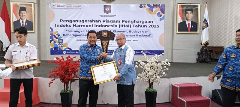 Banjarbaru Raih Penghargaan Indeks Harmoni Indonesia 2025 1 Hal 6 3 kLm BJB 1 5