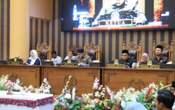 DPRD Gelar Paripurna Pengambilan Keputusan RAPDD TA 2026 4 Hal 7 Tanbu Adv 4 klm 1