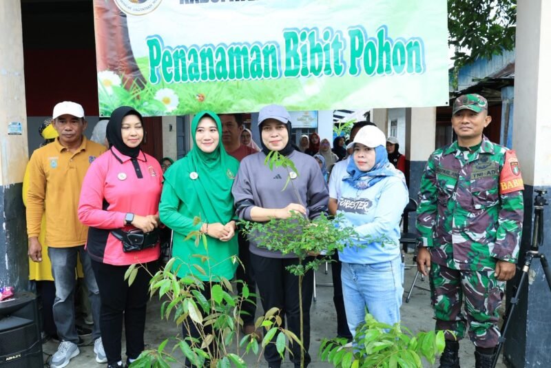 GOW HSU Tanam Ratusan Bibit Pohon 1 IMG 20251103 WA0050 e1762163673580