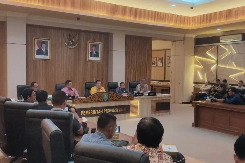 Ini Kata Plt Gubernur Riau Disebut Diperiksa KPK dan Jadi Saksi Pelapor Kasus Korupsi Abdul Wahid 1 IMG 20251106 WA0032