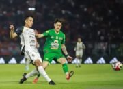 Gol Jarak Jauh Rizky Ridho ke Gawang Arema FC Masuk Nominasi Puskas 2025
