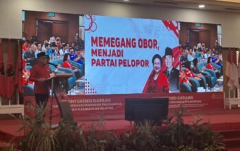 PDI Perjuangan Ingatkan Kader Turun Ke Masyarakat 6 IMG 20251115 WA0019