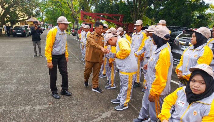 Samsul Rizal Lepas 78 Atlet Disabilitas ke Peparprov 2025 Kalsel 3 IMG 20251118 WA0018 1