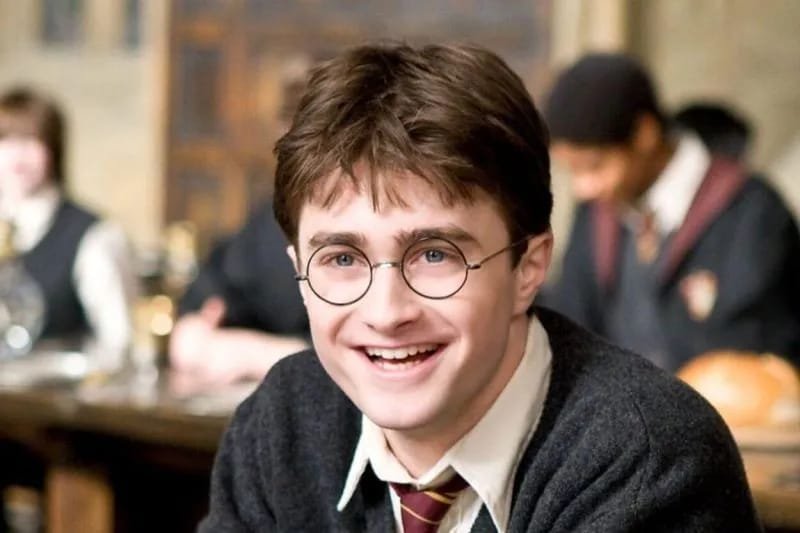 Aktor Daniel Radcliffe Kirim Surat Dukungan Pemeran Harry Potter baru 1 IMG 20251121 WA0013
