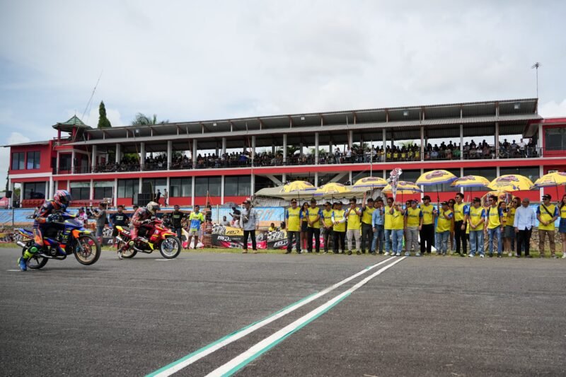 Ratusan Pembalap Ikuti Kejuaraan Balap Motor Tapin - HRVRT Championship 2025 di Sirkuit Balipat 1 IMG 20251123 WA0051 scaled e1763902490282