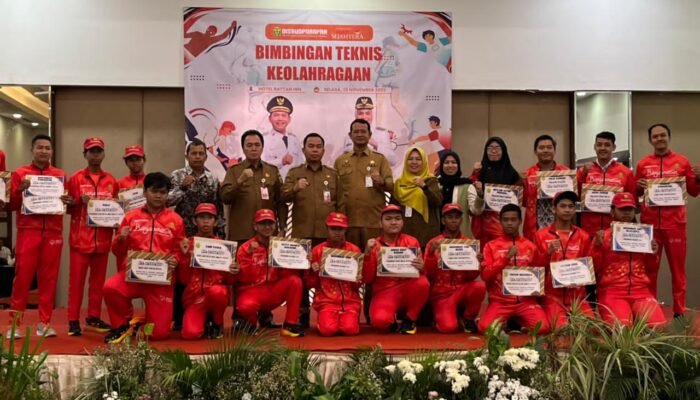 Disbudporapar Banjarmasin Bagikan Tali Asih Atlet Rp338,5 Juta pada Bimtek Keolahragaan