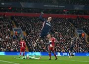 PSV Eindhoven Permalukan Liverpool 4-1 di Anfield